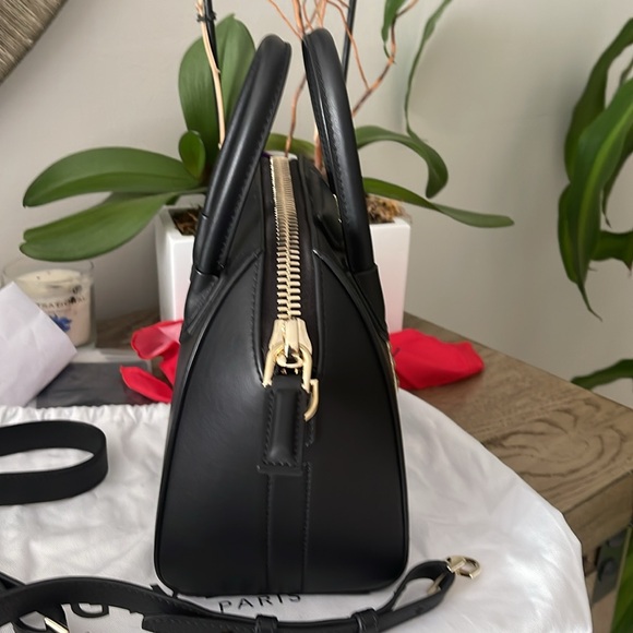 Givenchy Antigona mini  in very good condition - Picture 5 of 12